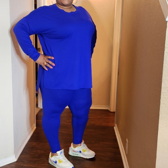 Red Just Chill Set - Picture 2 of 4